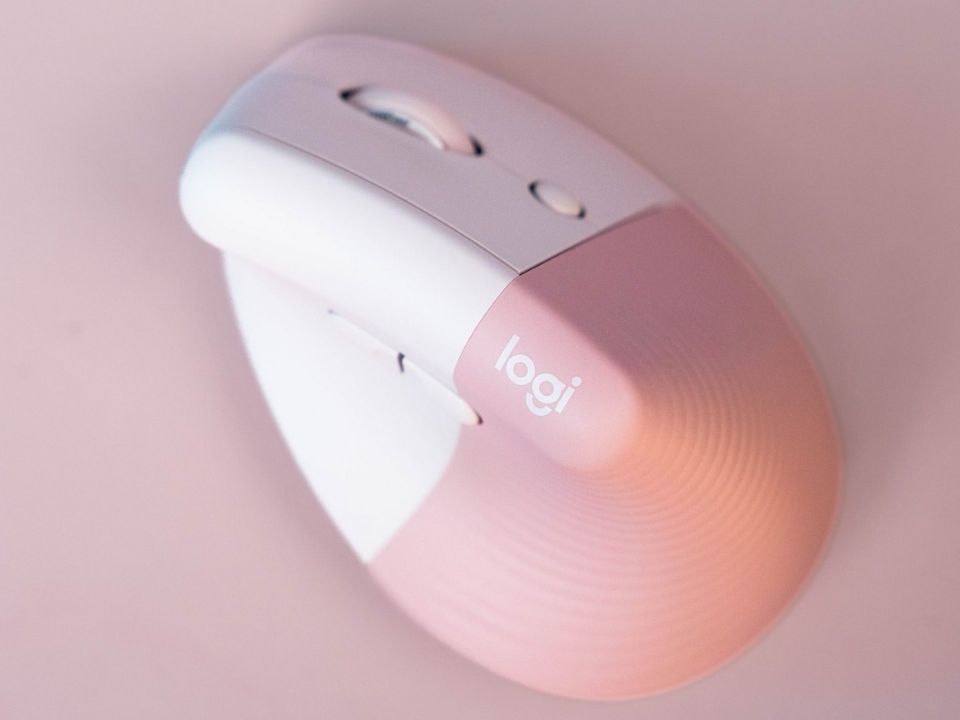 chuột công thái học logitech lift vertical màu hồng