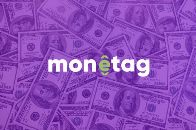 logo monetag trên nền dollar cash